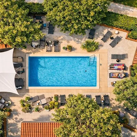 Boutique Mobile Homes Ulikarovinj (Adults Only)-3